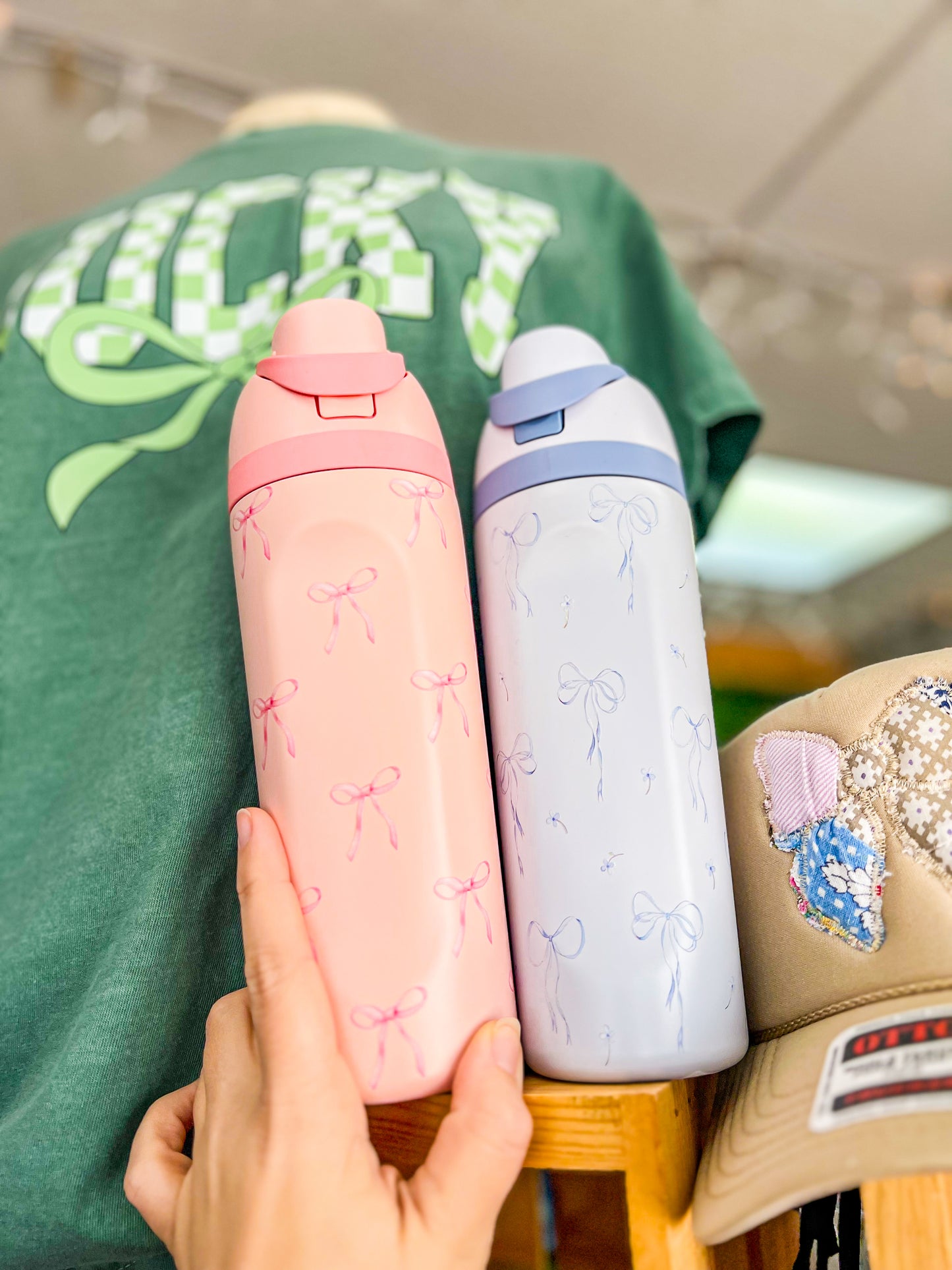 Bow Flip Top Tumblers