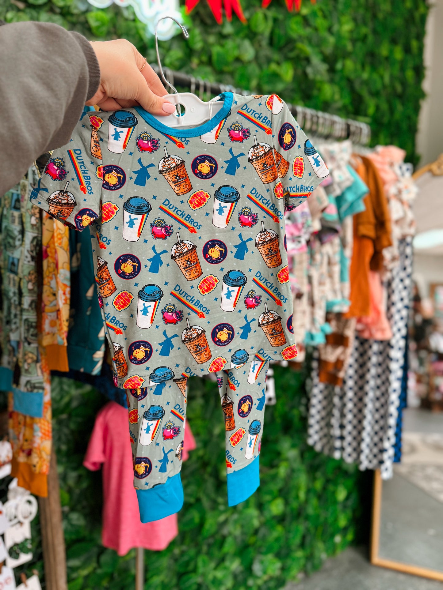 Dutch Bros 2 Piece - 2T