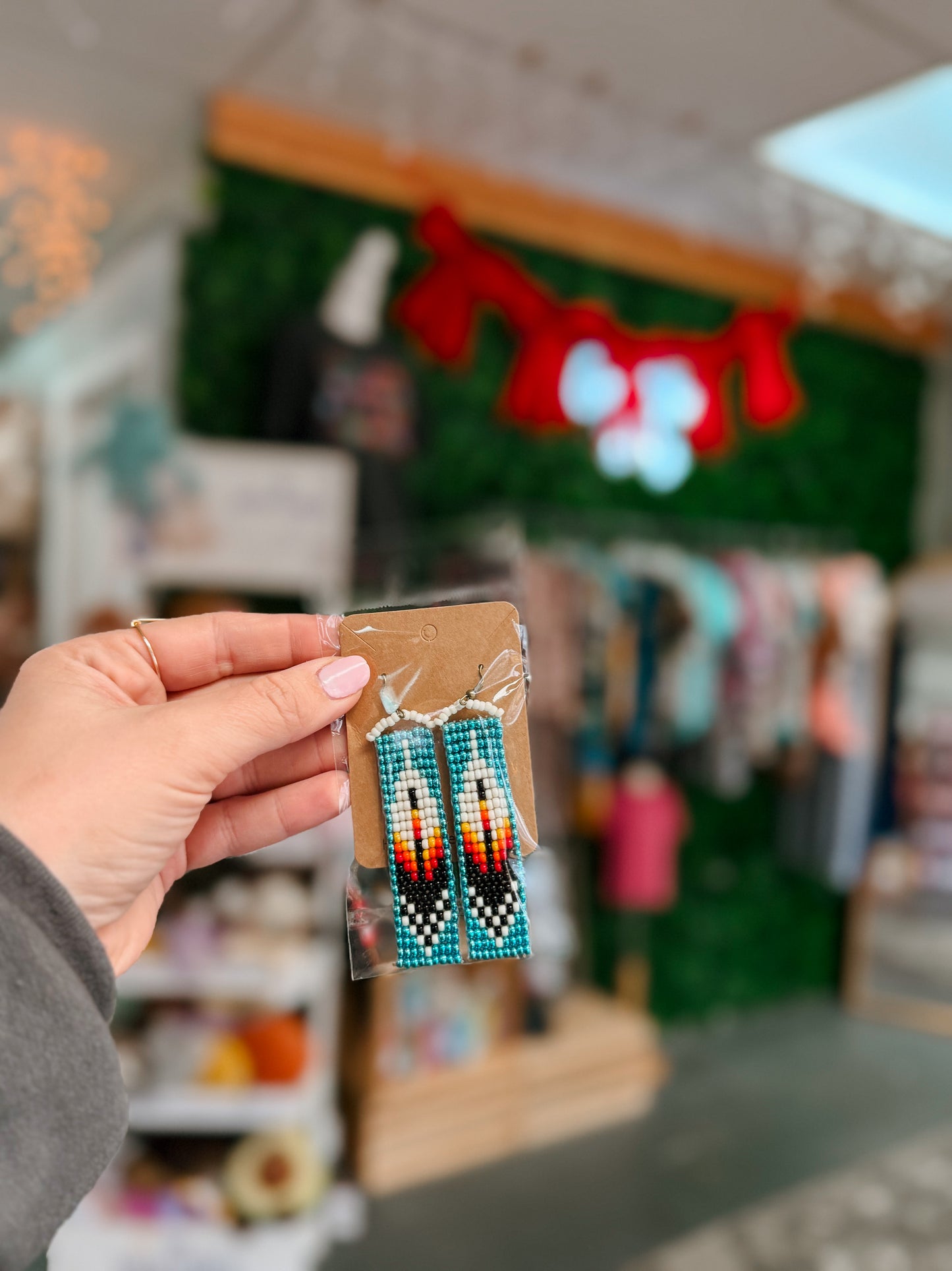 Metallic Turquoise Feather Design {long}