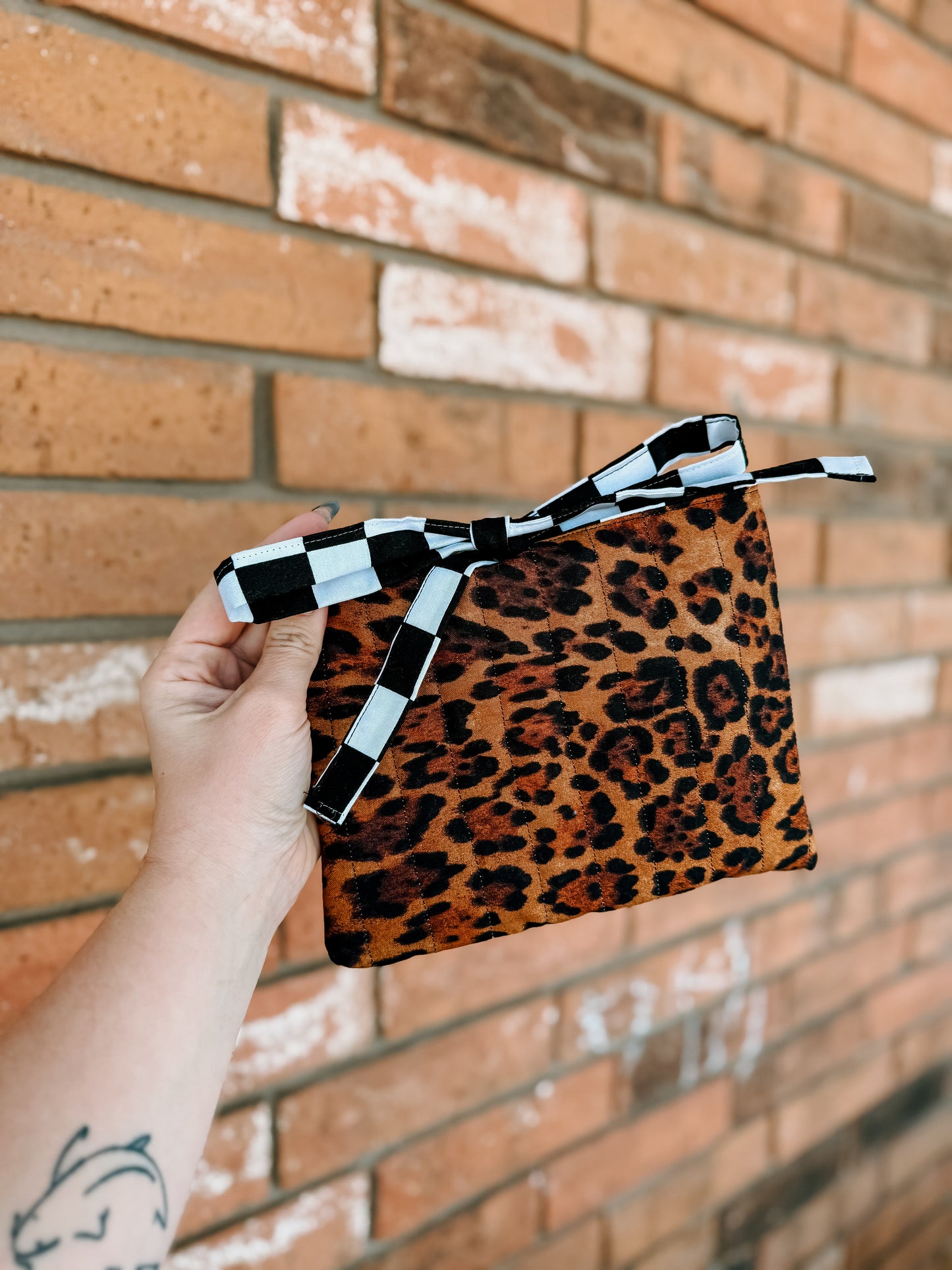Kindle Case - leopard + checkered