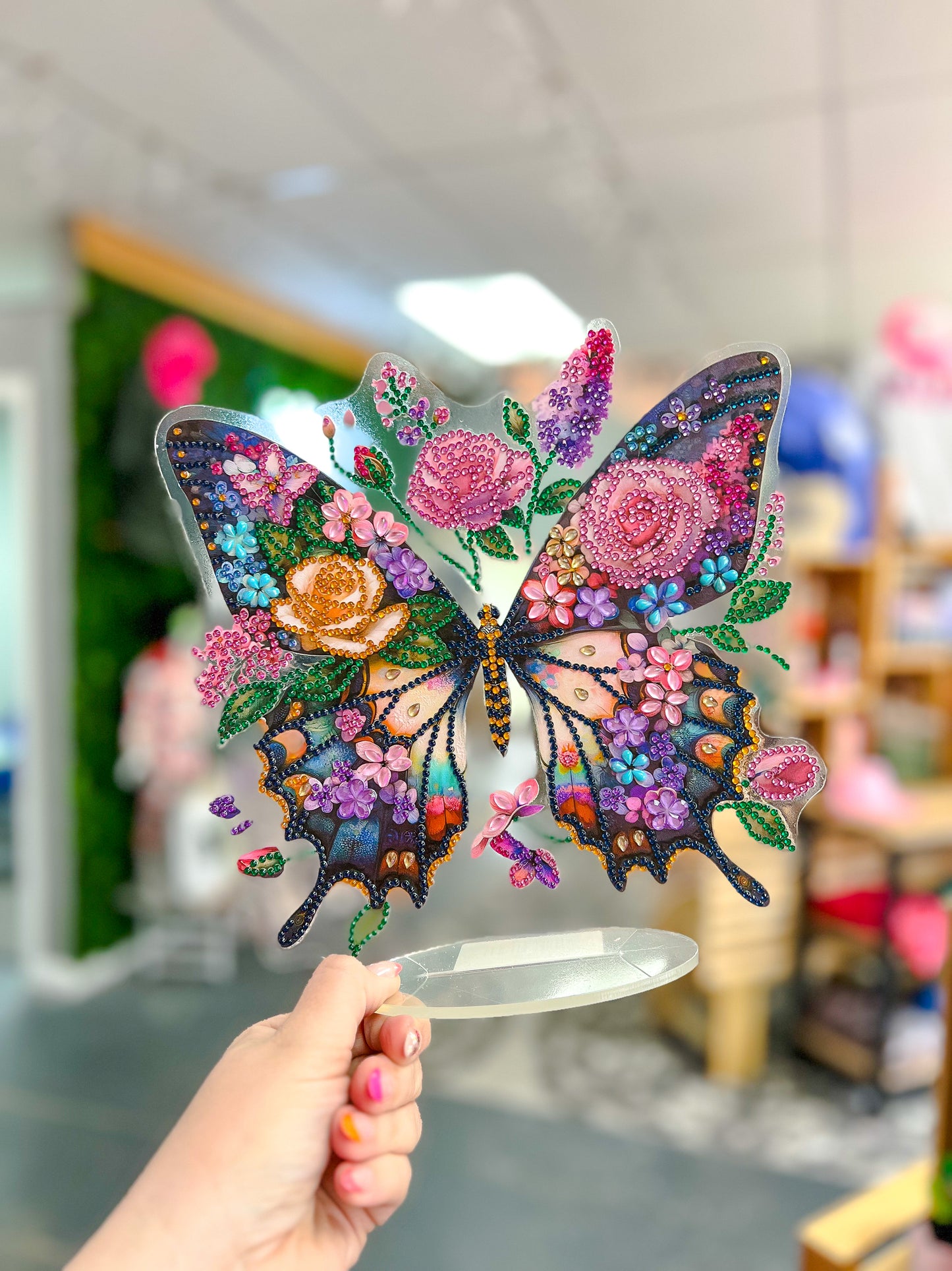 LG Butterfly Diamond Display