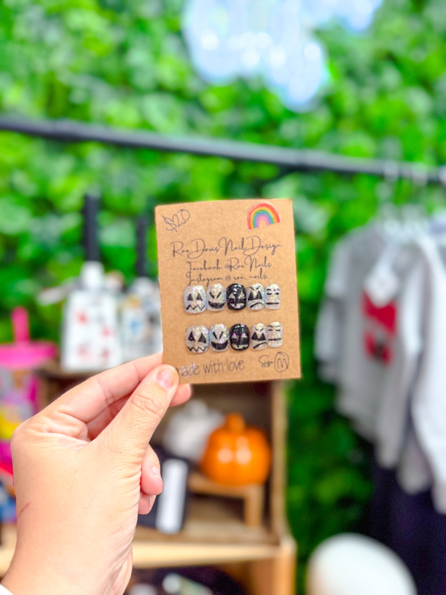 Press On Nail Set | spooky faces {size med}