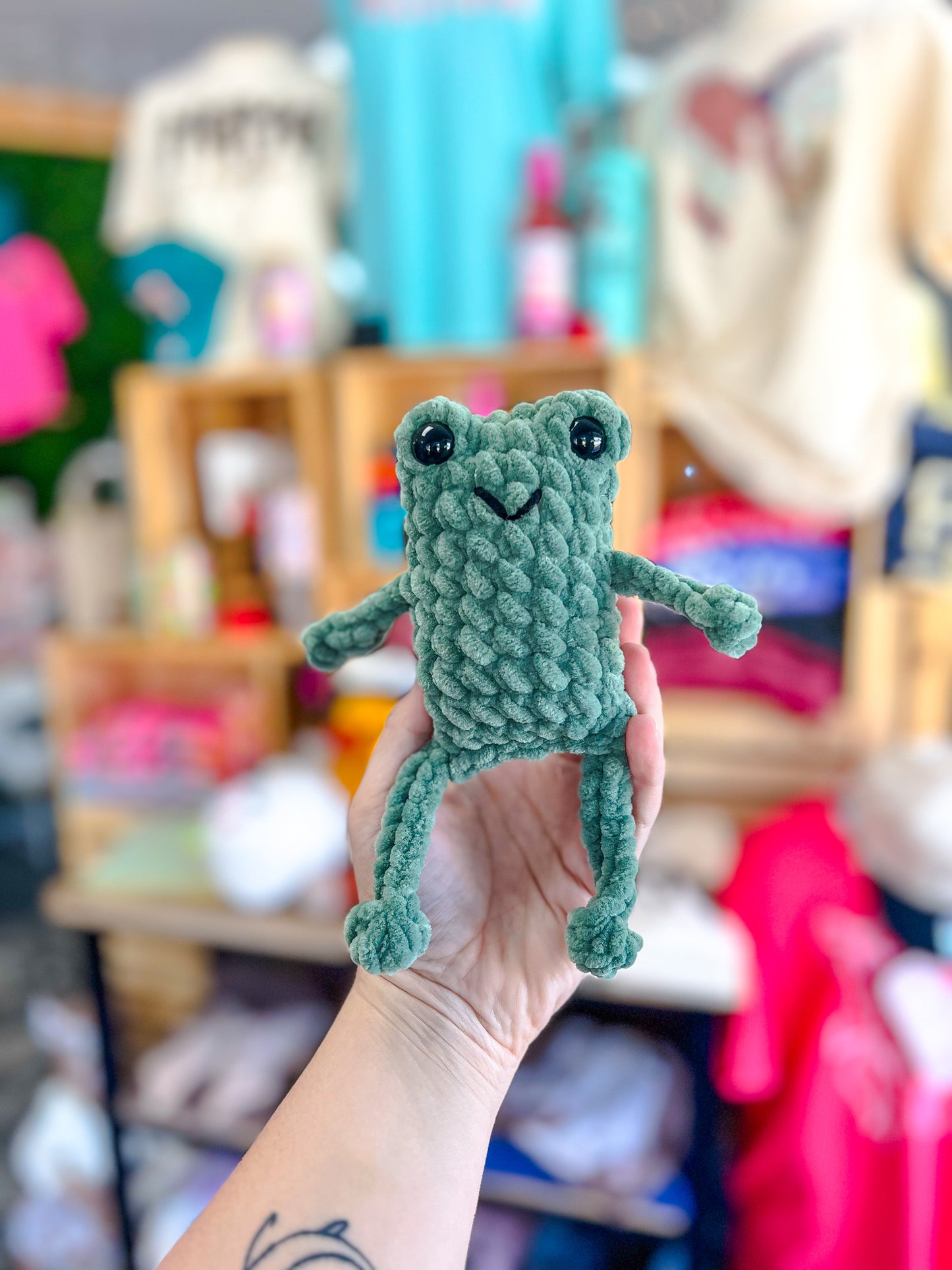 Green Leggy Frog