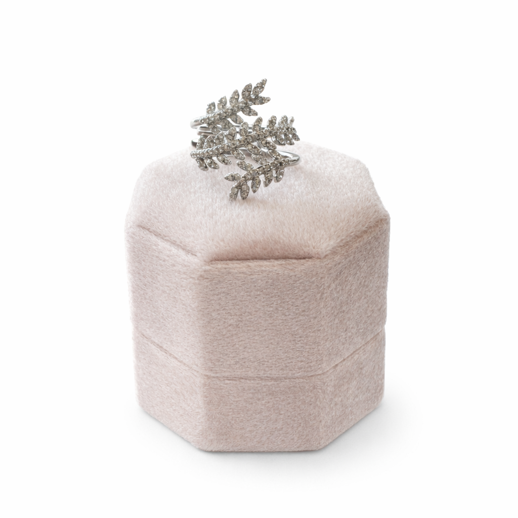 Ivy Twist Climber Adjustable Ring