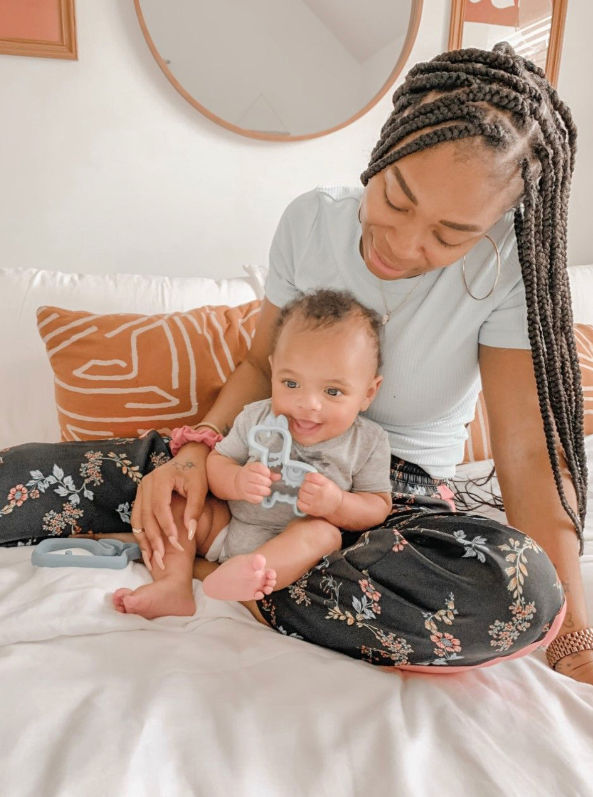 CHEW CREW TEETHER - LLAMA