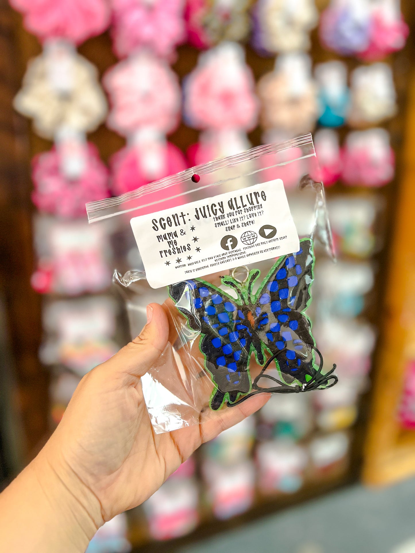 Butterfly	- Juicy Allure