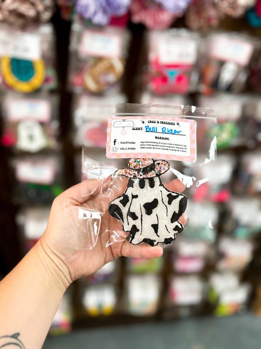 Cowgirl Hat Ghosty - Bull Rider