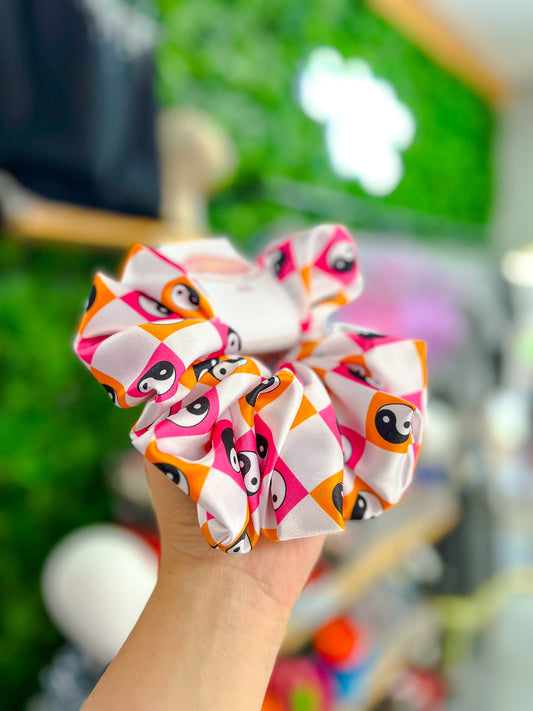 Pink/Orange/Checkered Yin Scrunchie