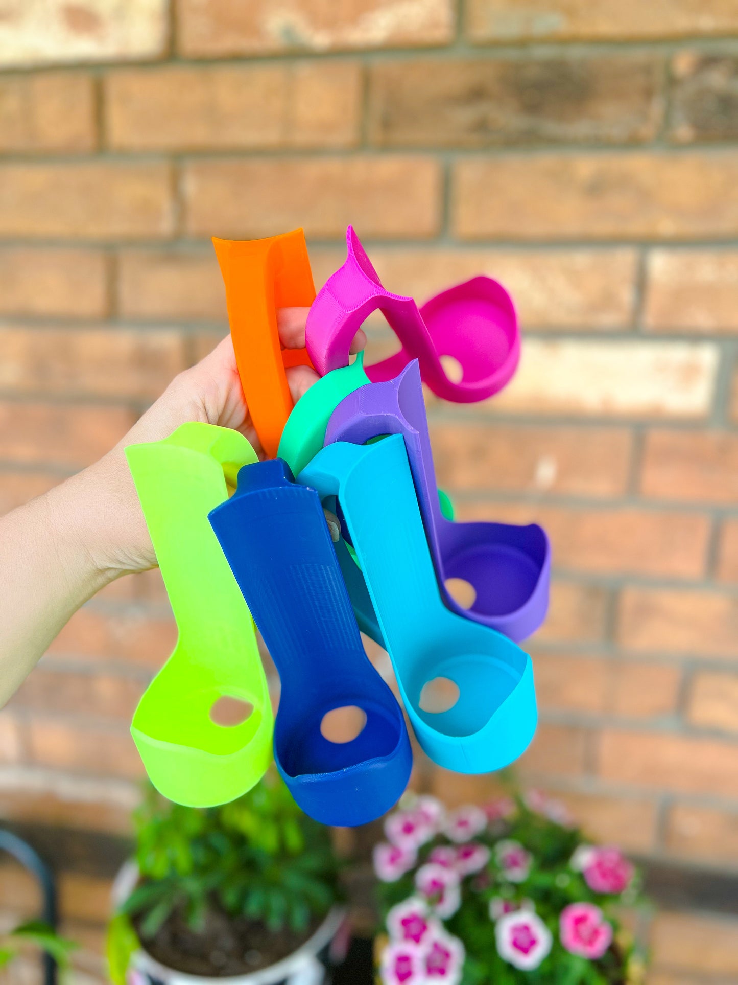 Slim Can Holder