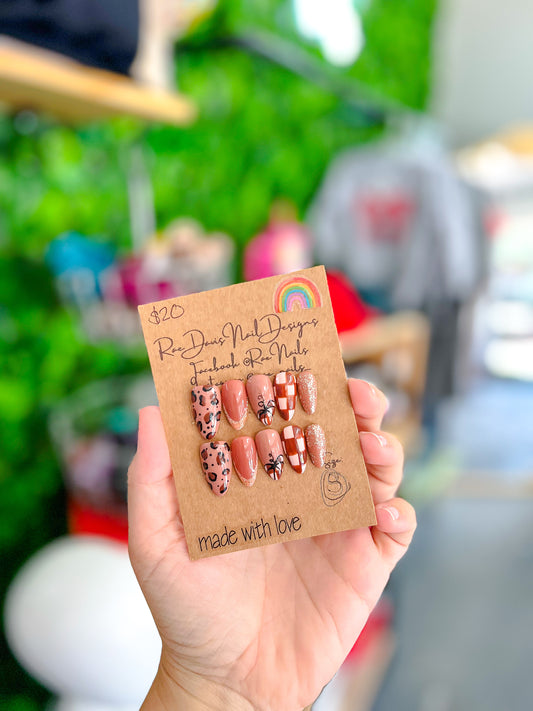 Press On Nail Set | Neutrals, Leopard, Checkered, Pumpkin {size small}