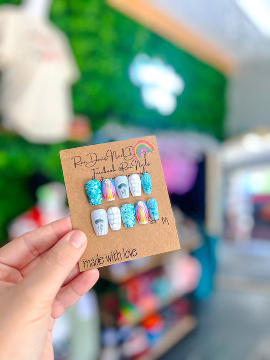 Press On Nail Set | Beachy/Sea {size medium}