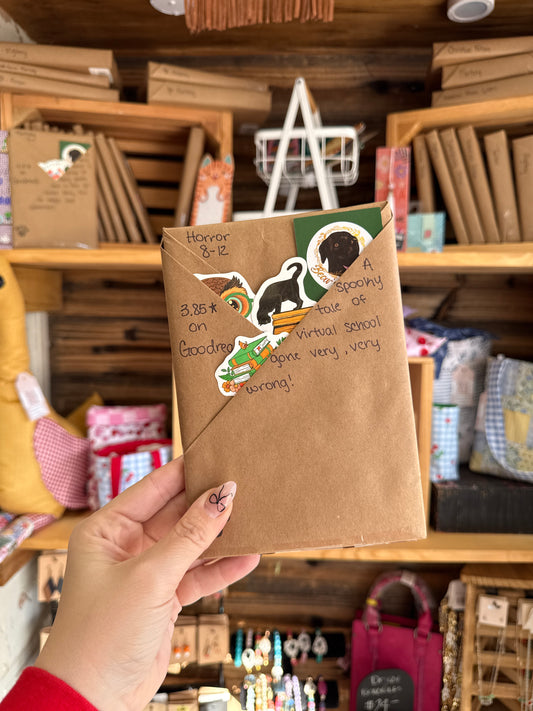 Blind Date With a Book : Horror 8-12 | 3.85 Goodreads