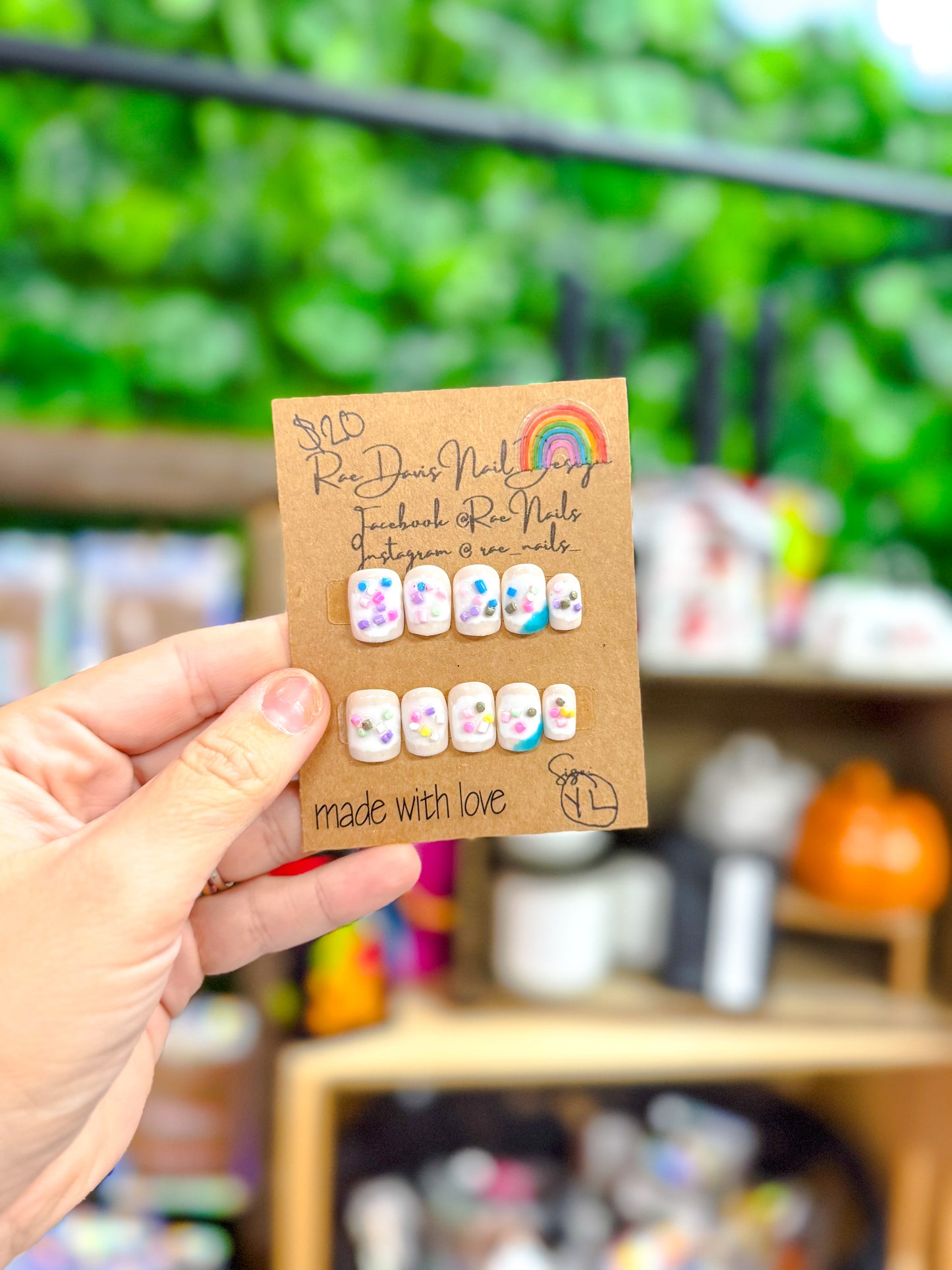 Press On Nail Set | confetti {size youth large}