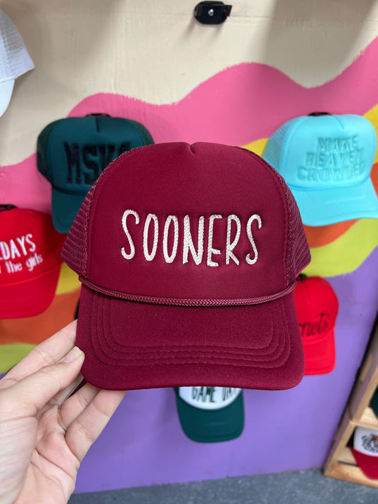 CRIMSON TRUCKER SOONERS
