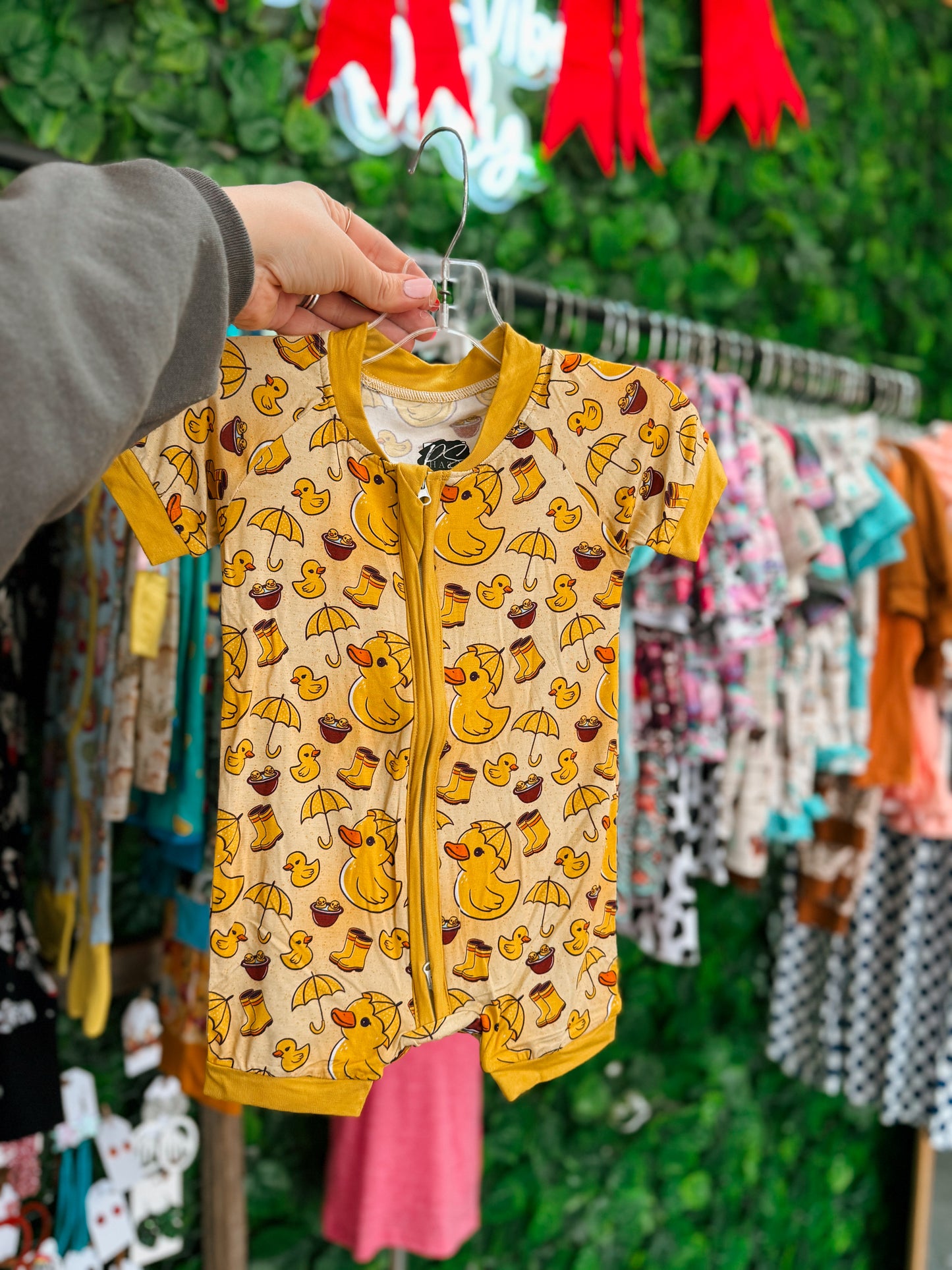 Duck Shortie - 6-12M