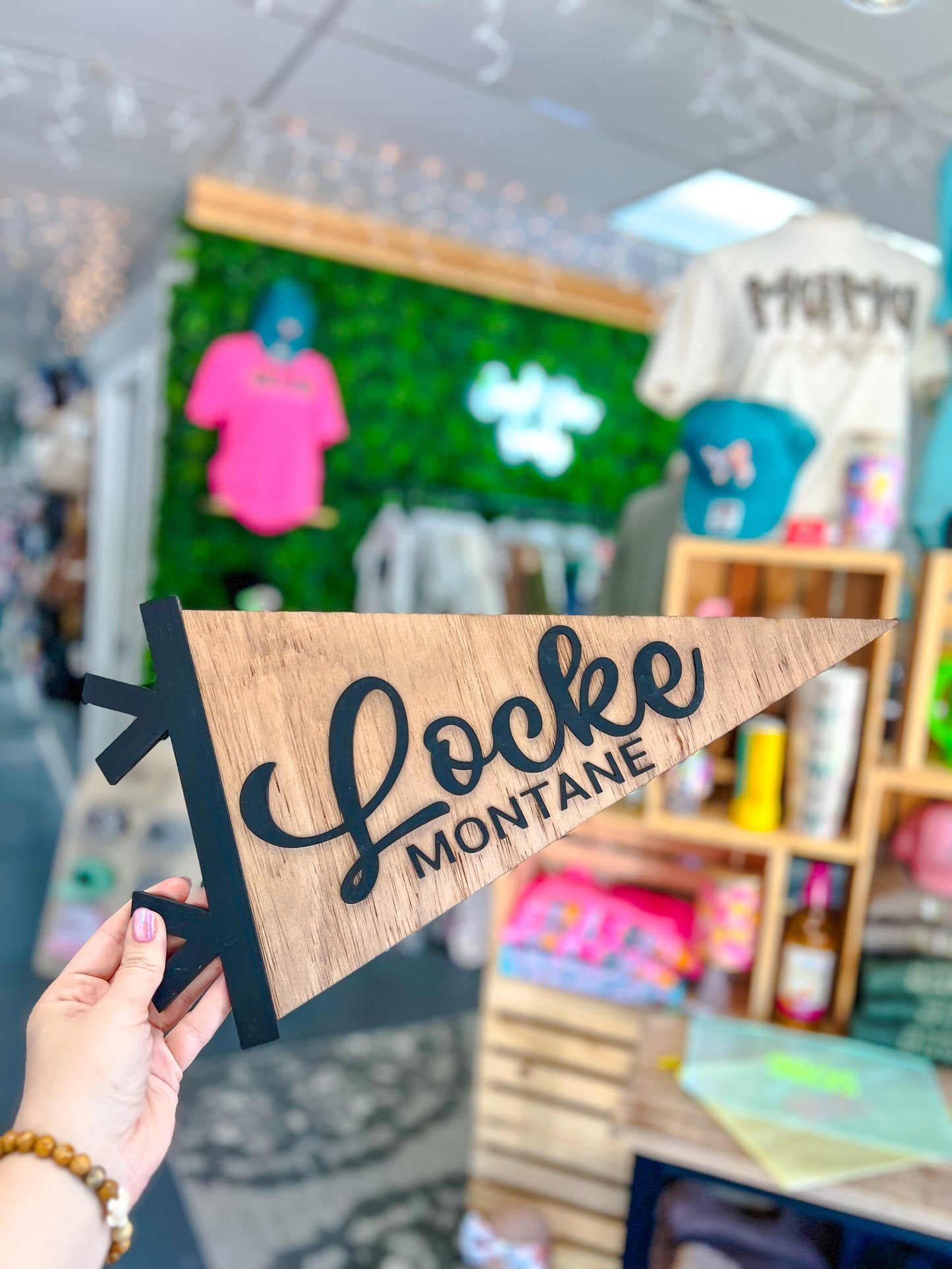 Pendent Name Sign