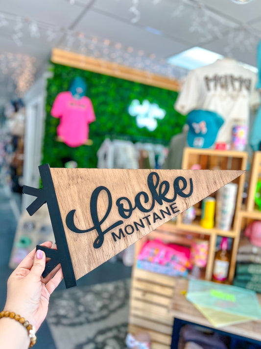 Pendent Name Sign