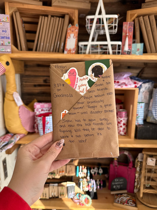 Blind Date With a Book : Fiction 7-10 | 3.87 Goodreads