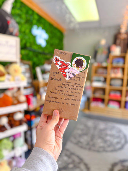 Blind Date With a Book : Thriller | 4.09 Goodreads