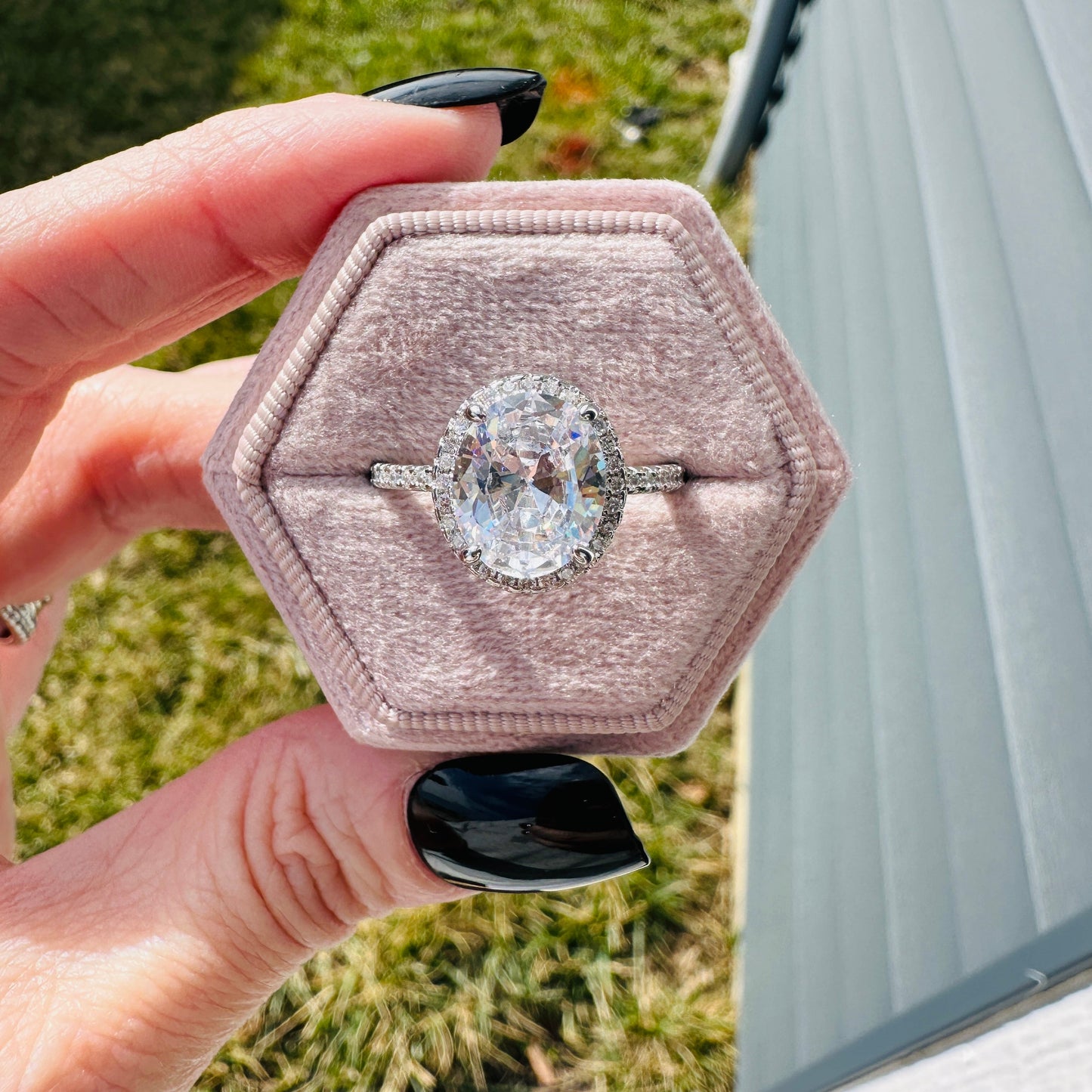 Everleigh Oval Halo Ring