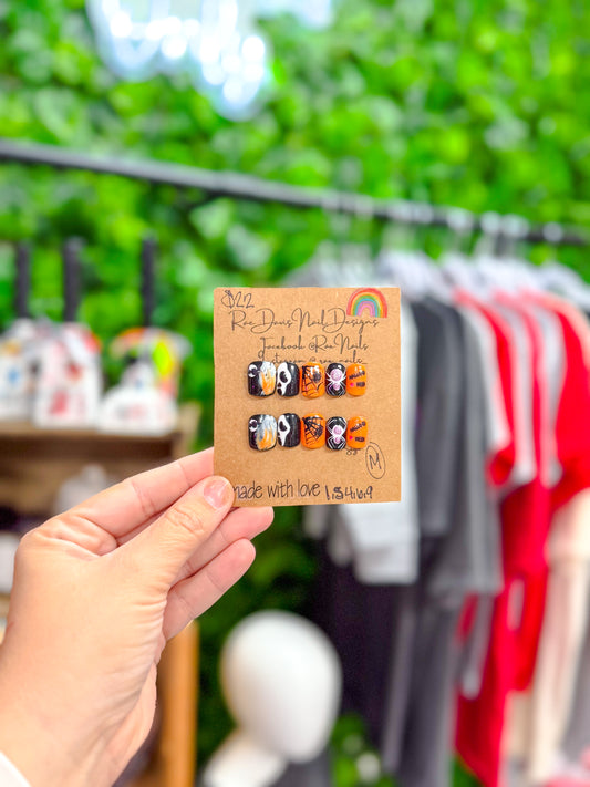 Press On Nail Set | halloween mix {size med}