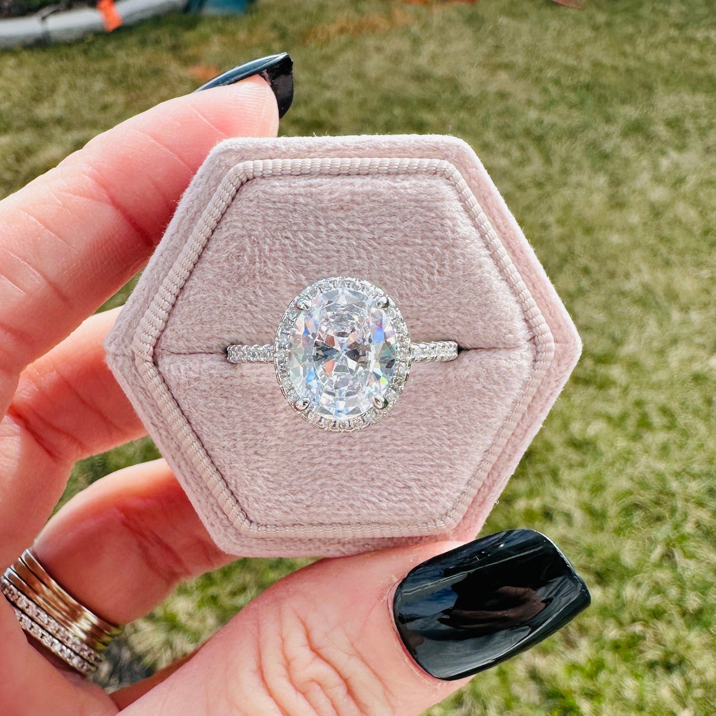 Everleigh Oval Halo Ring