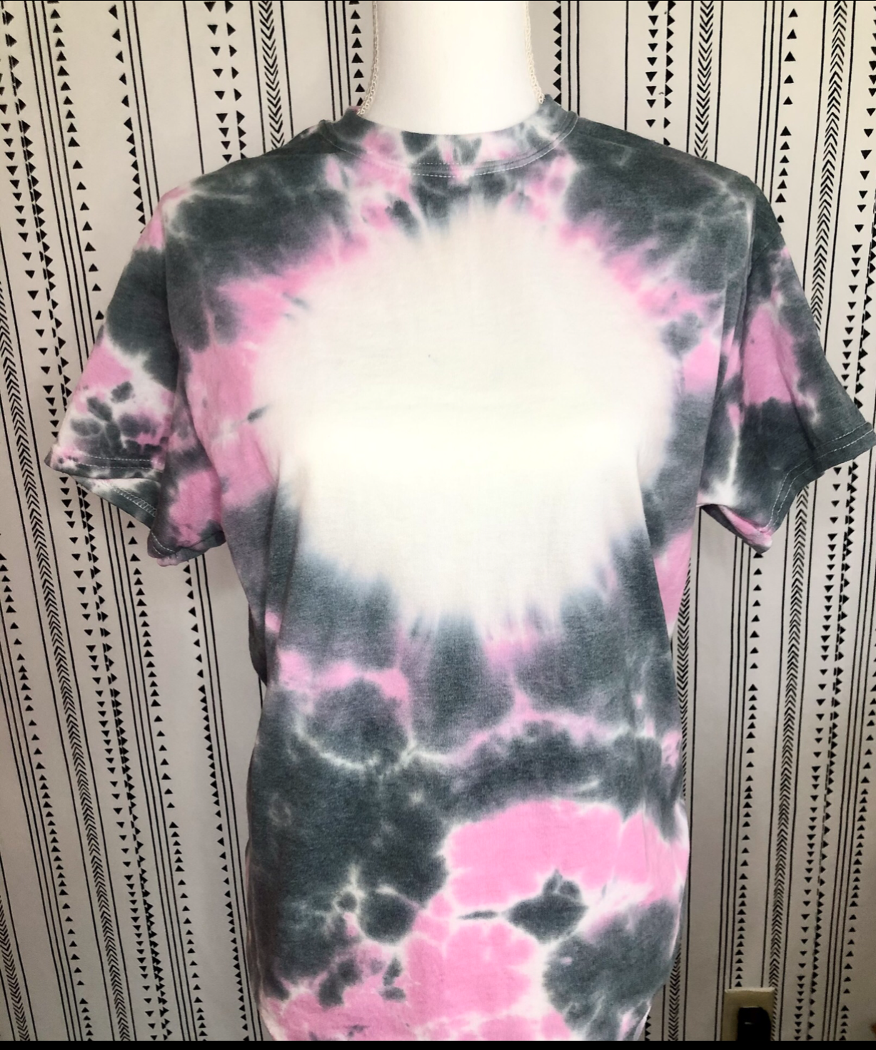 Blank pink/black tie dye